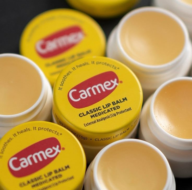 Carmex Lip Balm - Tub Single