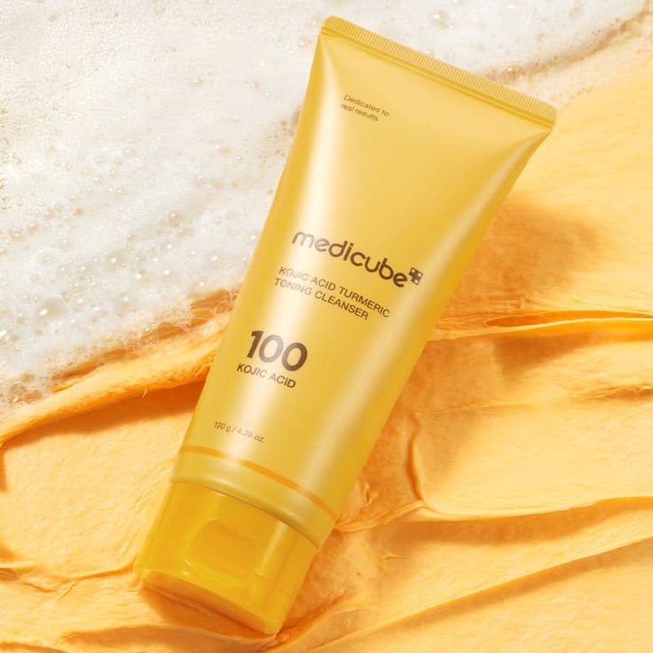 medicube Kojic Acid Turmeric Vita Capsule Foam Cleanser
